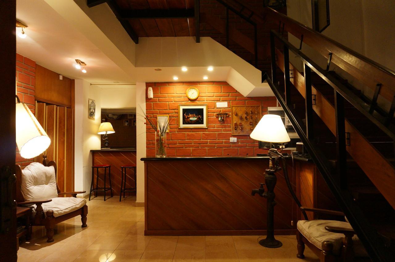 Hotel Carlos Paz فيلا كارلوس باز المظهر الخارجي الصورة