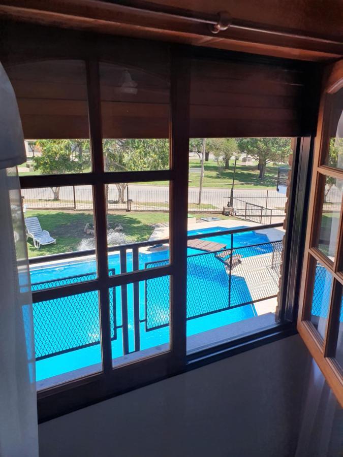 Hotel Carlos Paz فيلا كارلوس باز المظهر الخارجي الصورة
