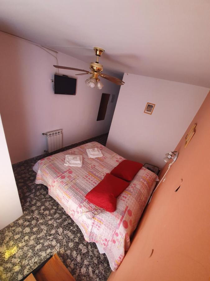 Hotel Carlos Paz فيلا كارلوس باز المظهر الخارجي الصورة